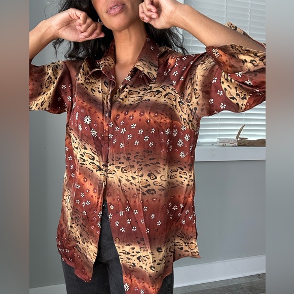 Bob Mackie silk blouse - Picture 3 of 3